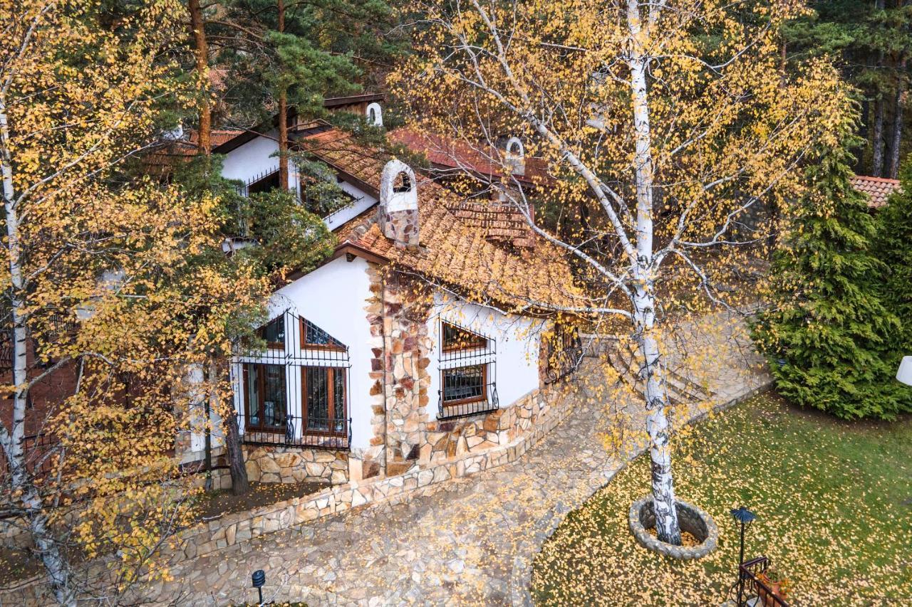 Villa Anna Luxury Lake Residence Shtarkelovo Gnezdo エクステリア 写真