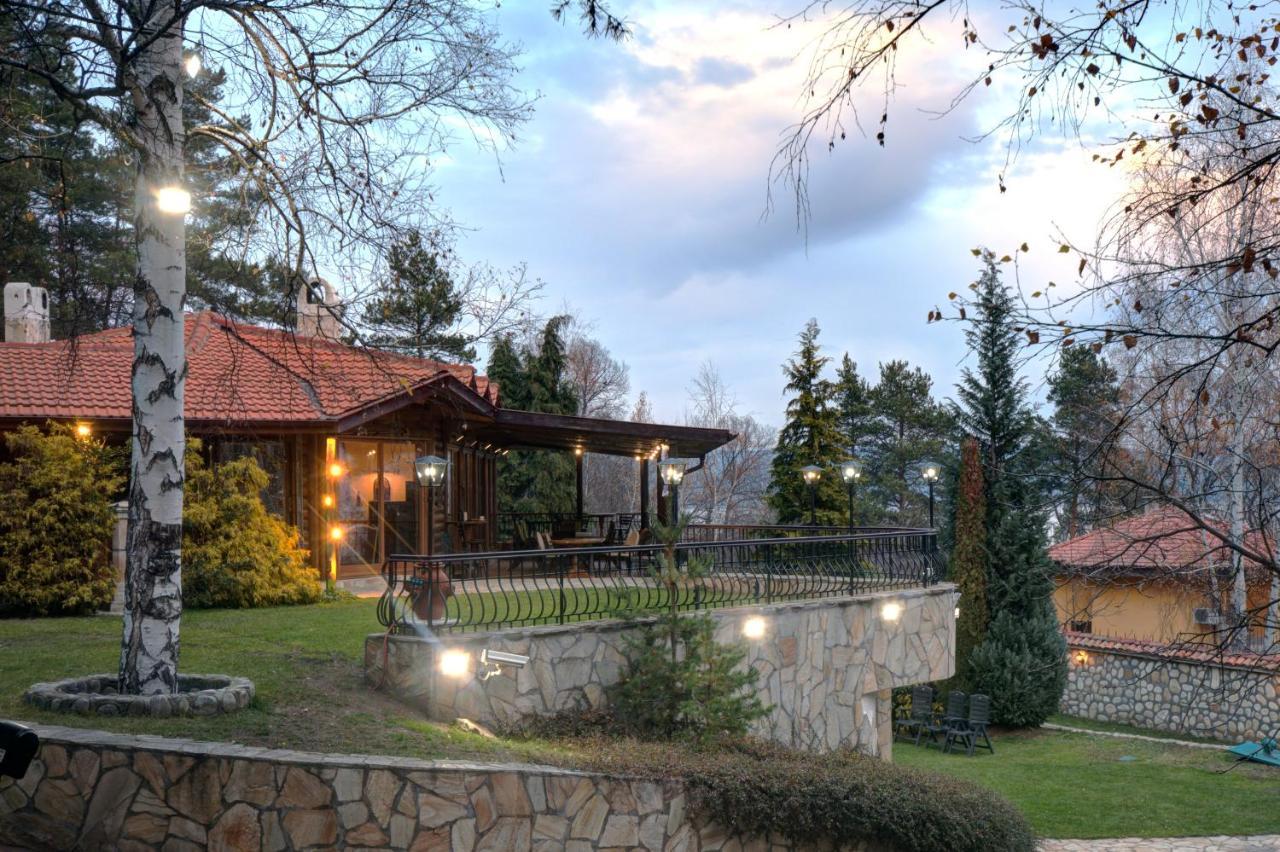 Villa Anna Luxury Lake Residence Shtarkelovo Gnezdo エクステリア 写真