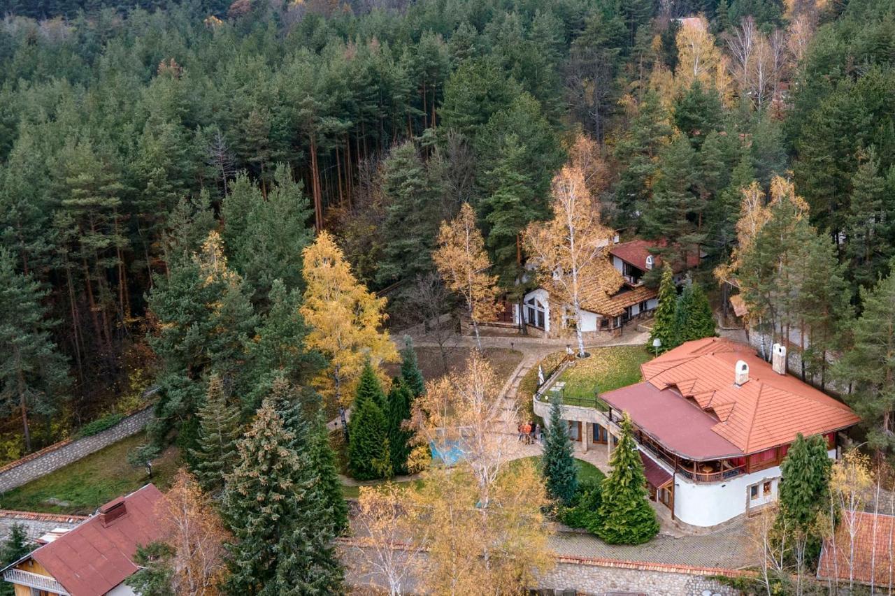 Villa Anna Luxury Lake Residence Shtarkelovo Gnezdo エクステリア 写真