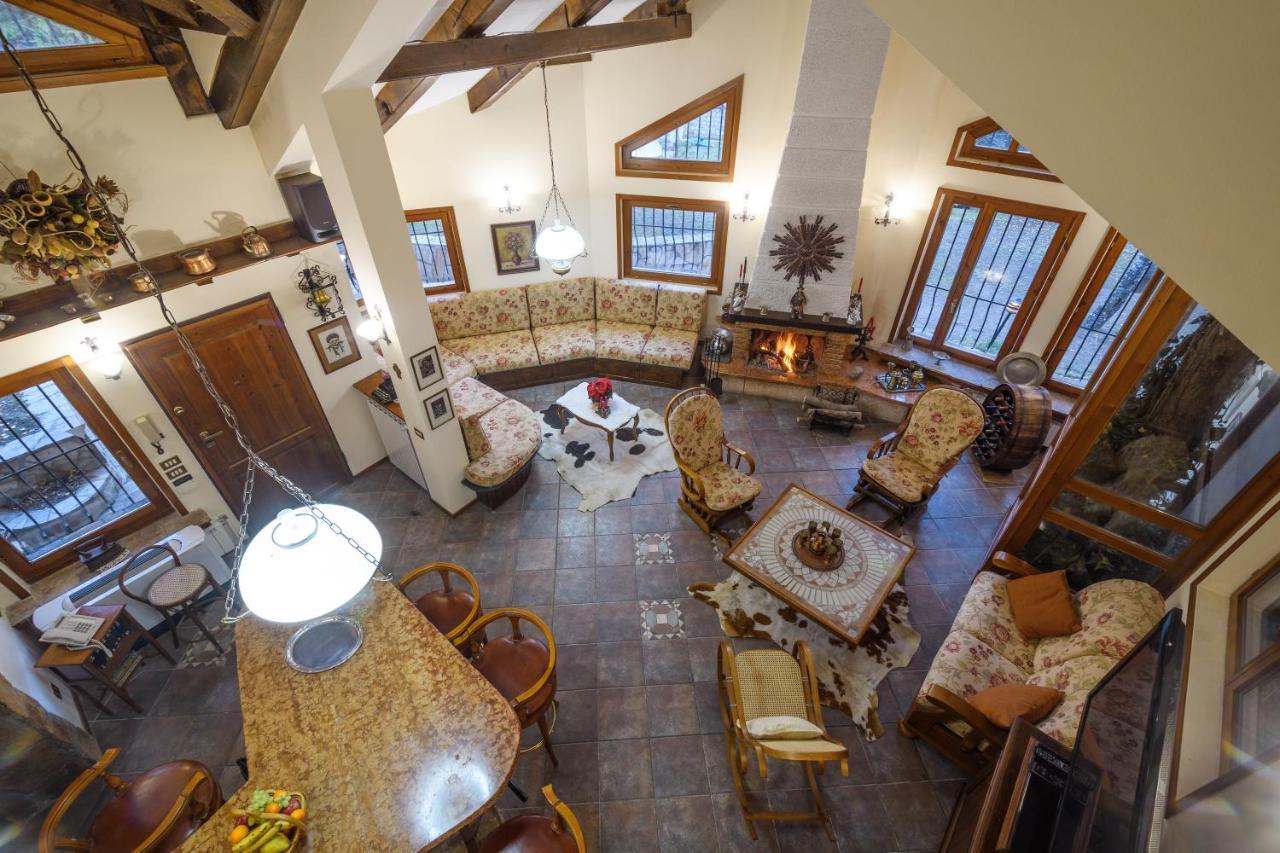 Villa Anna Luxury Lake Residence Shtarkelovo Gnezdo エクステリア 写真